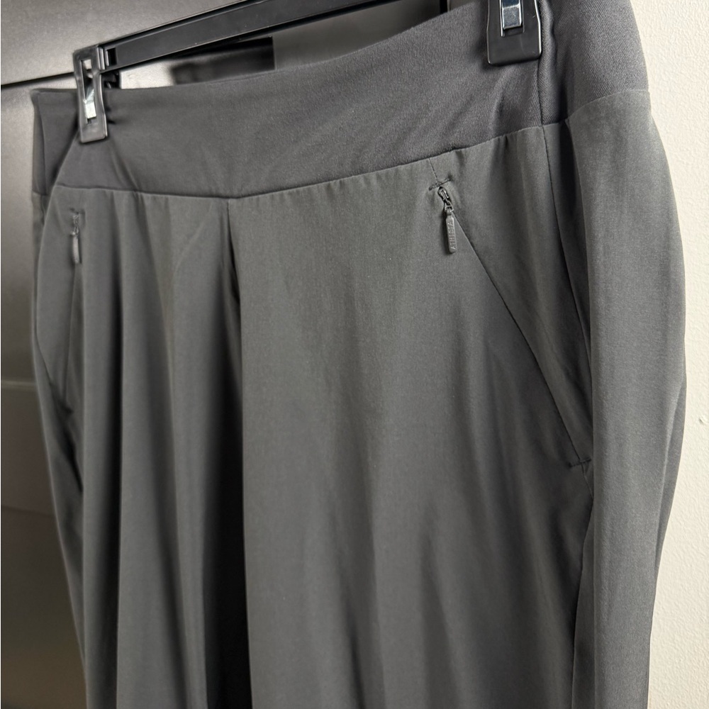 Athleta Gray Joggers Pockets Athleisure Size 8 Women’s - Picture 2 of 11